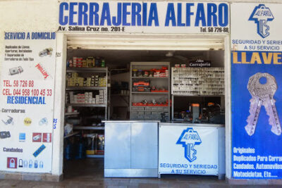 Cerrajeria Alfaro | Servicio de Cerrajero en La Crucecita 1 Cerrajeria Alfaro | Servicio de Cerrajero en La Crucecita