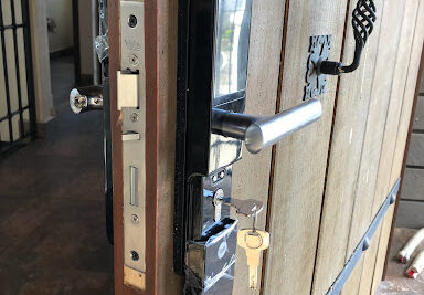 CERRAJERÍA CORREGIDORA 24 HORAS | Servicio de Cerrajero en Santiago de Querétaro 1 CERRAJERÍA CORREGIDORA 24 HORAS | Servicio de Cerrajero en Santiago de Querétaro