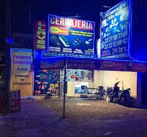 CERRAJERIA MASTER Profesional | Servicio a Domicilio | Servicio las 24 horas | Urgencias | Servicio de Cerrajero en Puebla 1 CERRAJERIA MASTER Profesional | Servicio a Domicilio | Servicio las 24 horas | Urgencias | Servicio de Cerrajero en Puebla
