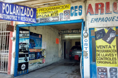 Polarizado y cerrajería automotriz Arlo | Servicio de Cerrajero en Tepic 1 Polarizado y cerrajería automotriz Arlo | Servicio de Cerrajero en Tepic
